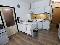 Krásný byt 1+1 v prvním patře panelového domu v Mariánských Lázních na sídlišti Vora - 2