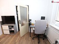 Krásný byt 1+1 v prvním patře panelového domu v Mariánských Lázních na sídlišti Vora - 8