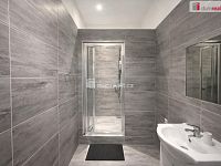 Prostorný byt 3+kk, 90 m² s parkováním, posilovnou a posezením – 1 km od jezera Milada - 6