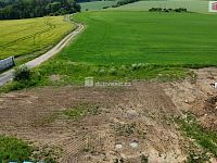exkluzivní prodej zasíťované stavební parcely o výměře 897 m2 - Příbram - Narysov - 2