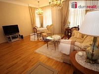 Luxusní designový byt 2+kk v lázeňském centru Mariánských Lázní s možností koupě garáže a sklepa - 12