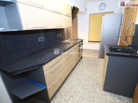 Krásný byt 3+1 po kompletní rekonstrukci s geniem loci v historickém centru Chebu - 11