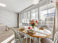 Byt 3+1 s lodžií a výhledem na park  