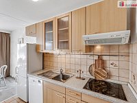 Byt 3+1 s lodžií a výhledem na park   - 11