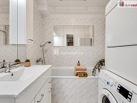 Byt 3+1 s lodžií a výhledem na park   - 18