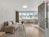 Byt 3+1 s lodžií a výhledem na park   - 8