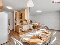 Byt 3+1 s lodžií a výhledem na park   - 9