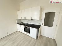 Pronájem bytu 1+1 43 m2 P4 cihla po rekonstrukci nezařízený