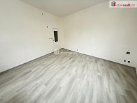 Pronájem bytu 1+1 43 m2 P4 cihla po rekonstrukci nezařízený - 6