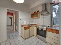 Pronájem bytu 3+kk (100m2) se zahrádkou (250m2) v Neratovicích