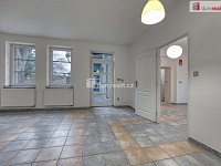 Pronájem bytu 3+kk (100m2) se zahrádkou (250m2) v Neratovicích - 18