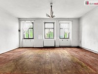 Prodej rodinného domu s 531 m2 podlahové plochy - 9