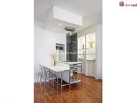 Pronájem, byt, 1+kk, 30 m2, ul. Holečkova, Praha 5 - 3