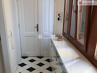 Pronájem 2+kk 59m2 P10 Vršovice Grébovka činžovní dům nezařízený - 6