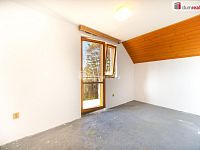 K prodeji, chata 5+kk s pozemkem u Dubenského rybníka, městys Ševětín - 12