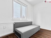 Prodej slunného bytu 2+1 s lodžií v Nové Roli  - 6