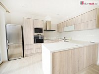 RD 4+kk s terasou a zahradním domkem - 15