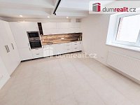 Nový byt 2+kk, 68 m2, společná zahrada 250 m2, parkovací stání, přízemí, cihla, Praha 4 - Krč - 2