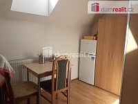 Pronájem pokoje 18 m2 s koupelnou a WC, Praha 8, Zenklova - 2