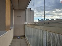 Pronájem 2kk s lodžií  50m2 P4 Háje Plickova nezařízeno