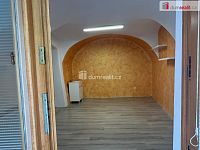 pronájem komerčního prostoru 16 m2 - 4