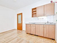 Pronájem 1+kk 20m2 cihla Palackého Dobřichovice  - 11