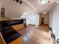 Pronájem podkrovního bytu 2+kk – Kolín Zálabí, ul. Štítného - 2