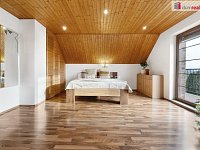 RD 6+1 s bazénem a FVE | 4 ložnice | 25 min Praha - 28