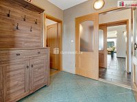 RD 6+1 s bazénem a FVE | 4 ložnice | 25 min Praha - 9