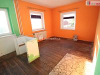 Zemědělská usedlost se dvěma rodinnými domy, stodolou a garáží v Počátcích u Kraslic - 2