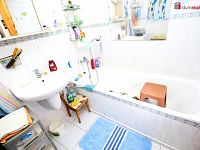 Pěkný udržovaný byt 3+1 ve druhém patře cihlového domu v Šindelové u Kraslic - 16