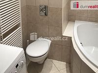 Pronájem 2kk 42m2 P6 Suchdol Holubí novostavba parking předzahrádka zařízeno - 3