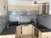 Pronájem 2kk 42m2 P6 Suchdol Holubí novostavba parking předzahrádka zařízeno - 6