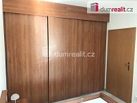 Pronájem 2kk 42m2 P6 Suchdol Holubí novostavba parking předzahrádka zařízeno - 7