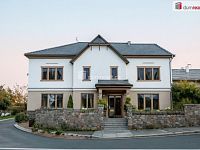 Prodej rodinného domu s 531 m2 podlahové plochy - 20