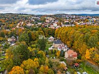 Pěkný byt 2+1 ve druhém patře cihlového domu v Aši v klidné ulici - 18