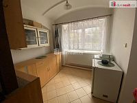 Prodej velký dvougenerační dům Blíževedly - 6