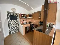 Prodej velký dvougenerační dům Blíževedly - 7