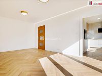 Luxusní byt 2+1 po kompletní rekonstrukci v Ústí nad Labem v ulici Jizerká - 12