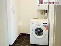 Pronájem světlého ateliéru 1+kk, 25 m² – Praha 6 – Dejvice, ulice Stavitelská - 3