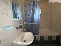 Podkrovní pokoj 15,5m2, kousek od centra Břeclavi - 6