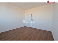 Světlý byt 3+1 s balkonem, po kompletní rekonstrukci - TOP STAV, 77 m2, 5. patro, OV, panel po rek, Praha 10 - 17