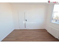 Světlý byt 3+1 s balkonem, po kompletní rekonstrukci - TOP STAV, 77 m2, 5. patro, OV, panel po rek, Praha 10 - 22