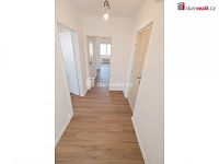 Světlý byt 3+1 s balkonem, po kompletní rekonstrukci - TOP STAV, 77 m2, 5. patro, OV, panel po rek, Praha 10 - 24