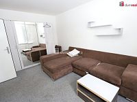 Pěkný byt 1+1 v šestém patře panelového domu s výtahem v Kraslicích