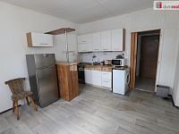 Pěkný byt 1+1 v šestém patře panelového domu s výtahem v Kraslicích - 5