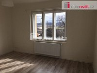 Pronájem bytu 2+1 60 m2 P5 Radotín po rekonstrukci neprůchozí cihla zahrada - 3