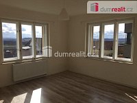 Pronájem bytu 2+1 60 m2 P5 Radotín po rekonstrukci neprůchozí cihla zahrada - 4