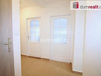 Pronájem bytu 2+1 60 m2 P5 Radotín po rekonstrukci neprůchozí cihla zahrada - 5