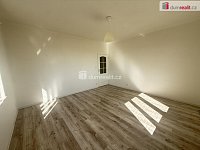 Pronájem bytu 2+1 60 m2 P5 Radotín po rekonstrukci neprůchozí cihla zahrada - 5